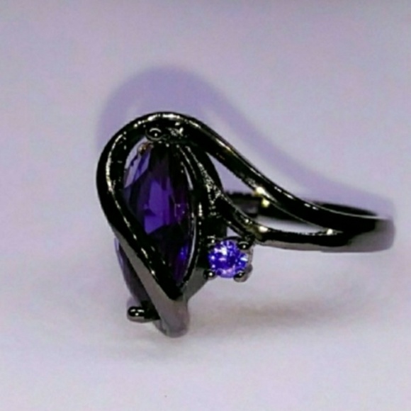 🎀18k Black Gold Amethyst Ring - Picture 4 of 8